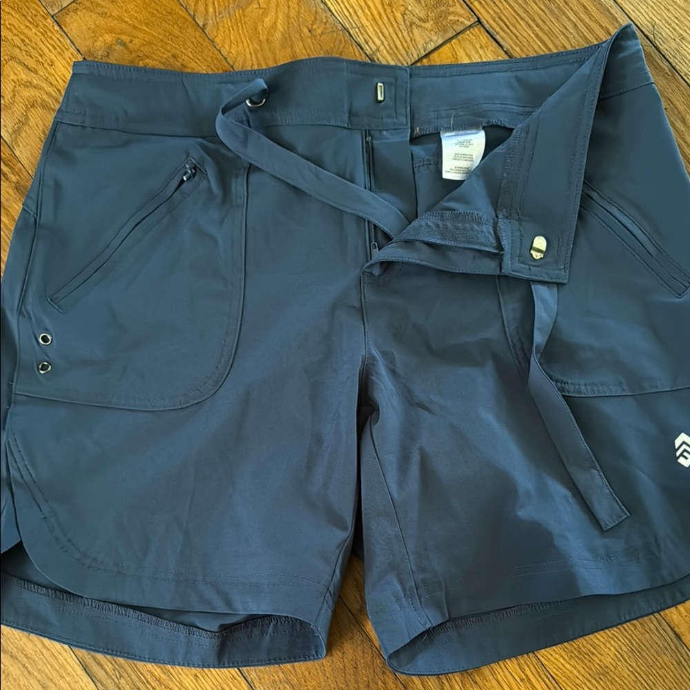 Women's free country Shorts